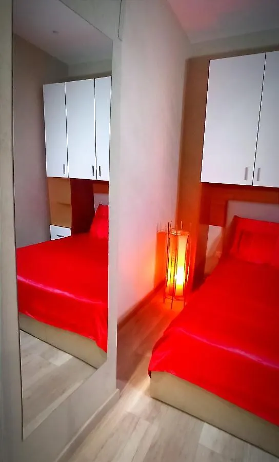 Napoli Pop Toledo Apartment Italy