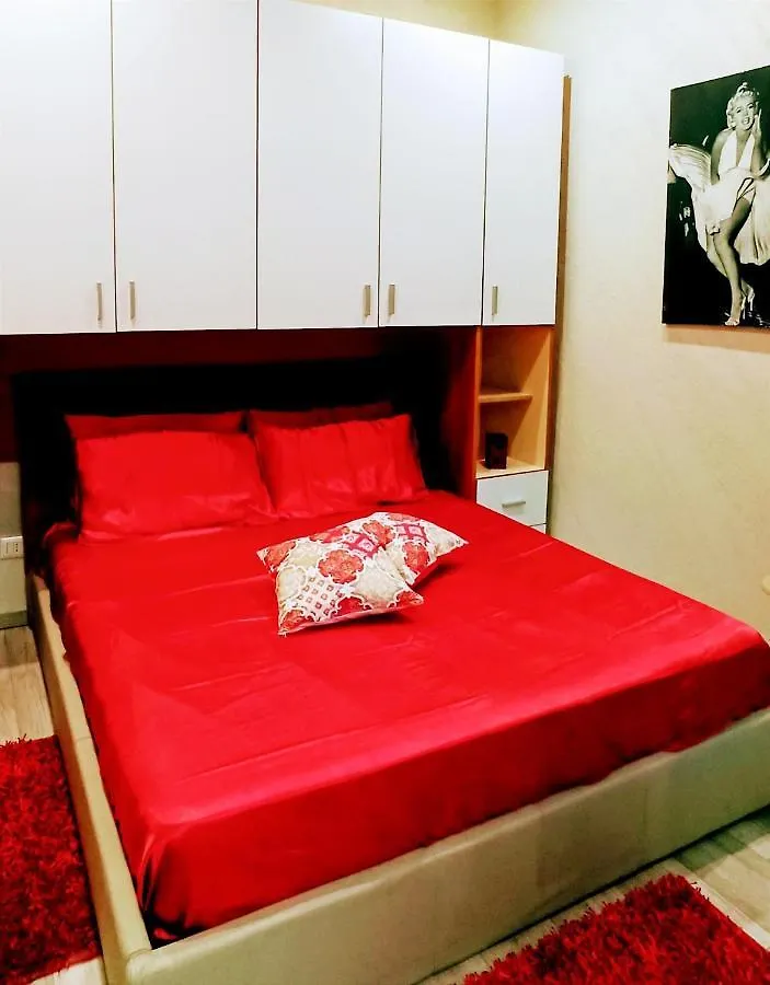 Napoli Pop Toledo Apartment 0*, Naples